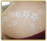 ブライダルエステのお供に…。前撮りまたは披露宴でいつも以上に輝くお肌になる為にキラキラのボディアートをしてみませんか？