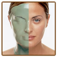 強力な酸素供給力と鎮静作用に優れたクロロフィルを豊
富に配合。多糖類を高濃度に含む褐藻が外気の水分を吸
収し肌の潤いとハリを演出。
保護膜を作り、肌のリバース力を高め、正常な状態を取
り戻していきます。ピーリング後のほてりや、乾燥が心
配な時のケアに最適です。 
